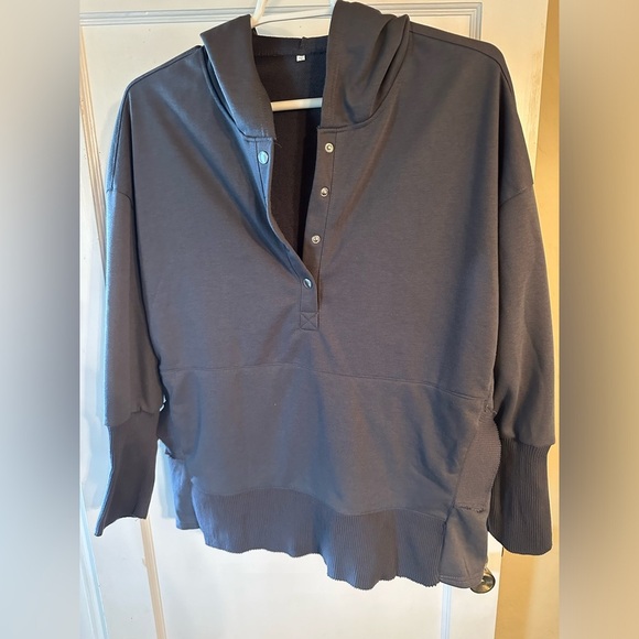 Women’s hooded oversized sweater - Picture 1 of 8